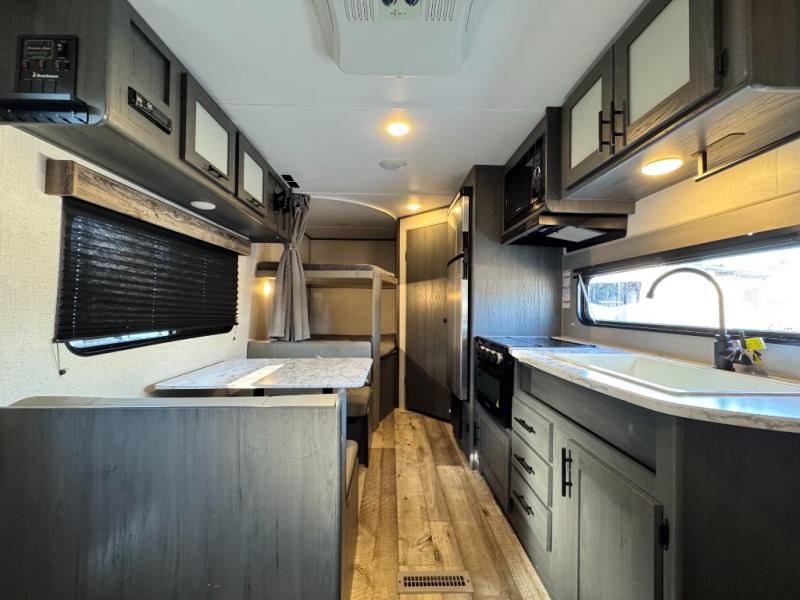 2022 Dutchmen RV Aspen Trail LE 25BH photo 14
