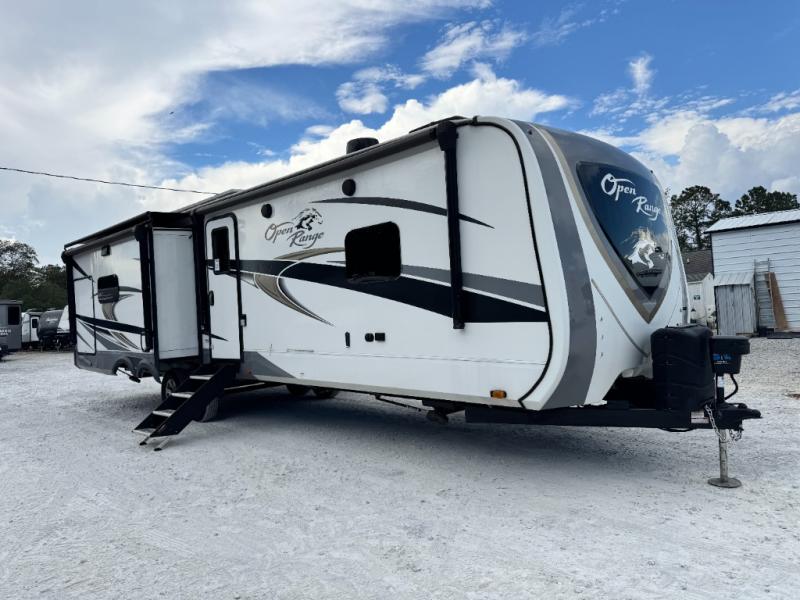 2022 Highland Ridge RV Open Range 323RLS photo 1