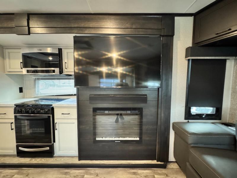 2022 Highland Ridge RV Open Range 323RLS photo 18