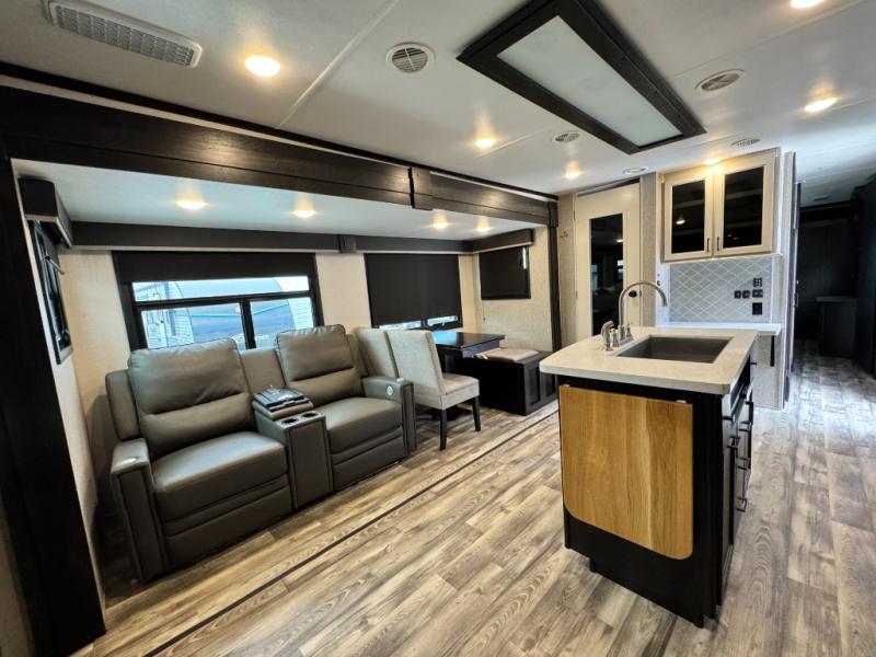 2022 Highland Ridge RV Open Range 323RLS photo 13