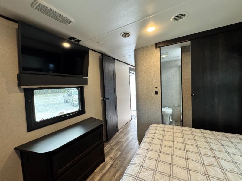 2022 Highland Ridge RV Open Range 323RLS photo 26