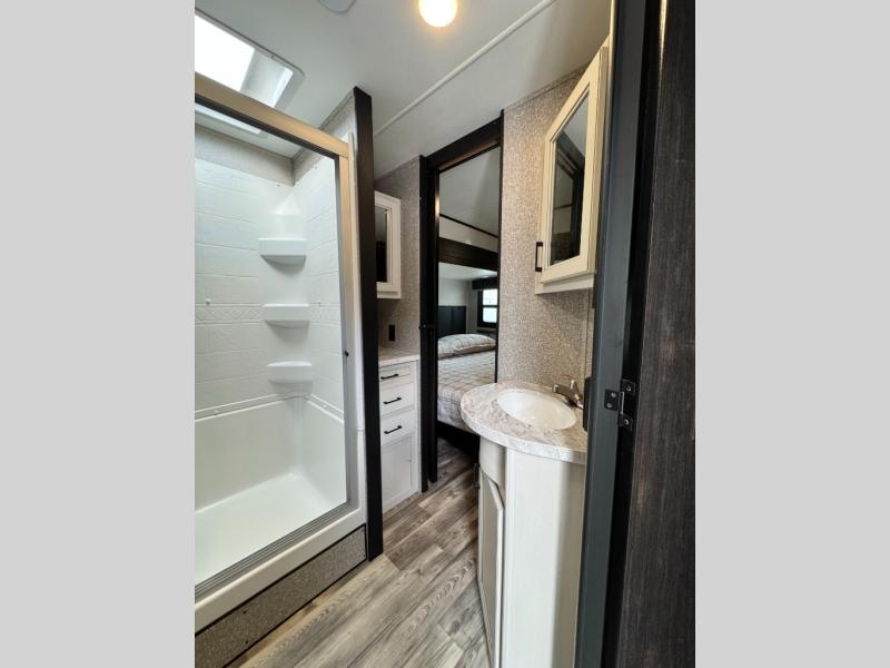 2022 Highland Ridge RV Open Range 323RLS photo 31