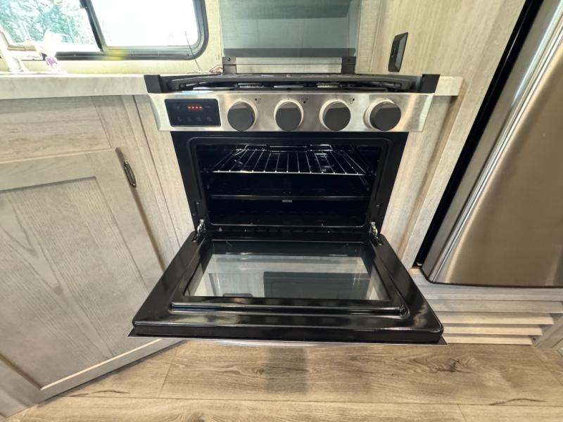 2023 Coachmen RV Catalina Legacy 243RBS photo 17