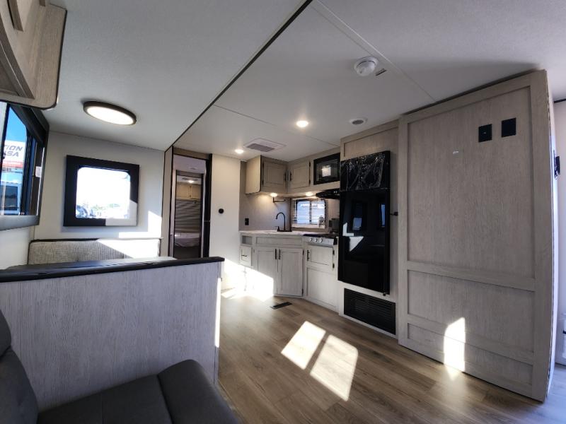 2026 Shasta RVs i-5 Edition 533BH photo 30