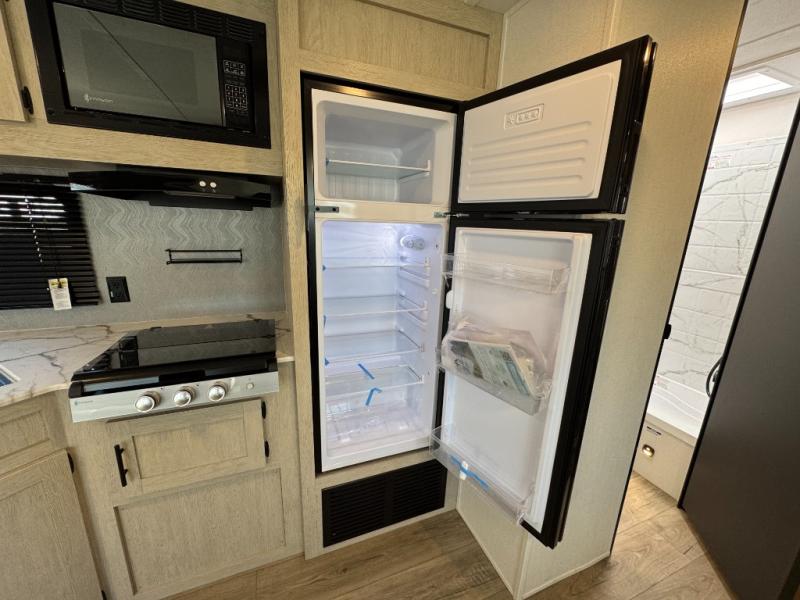 2026 Shasta RVs i-5 Edition 530BQB photo 14
