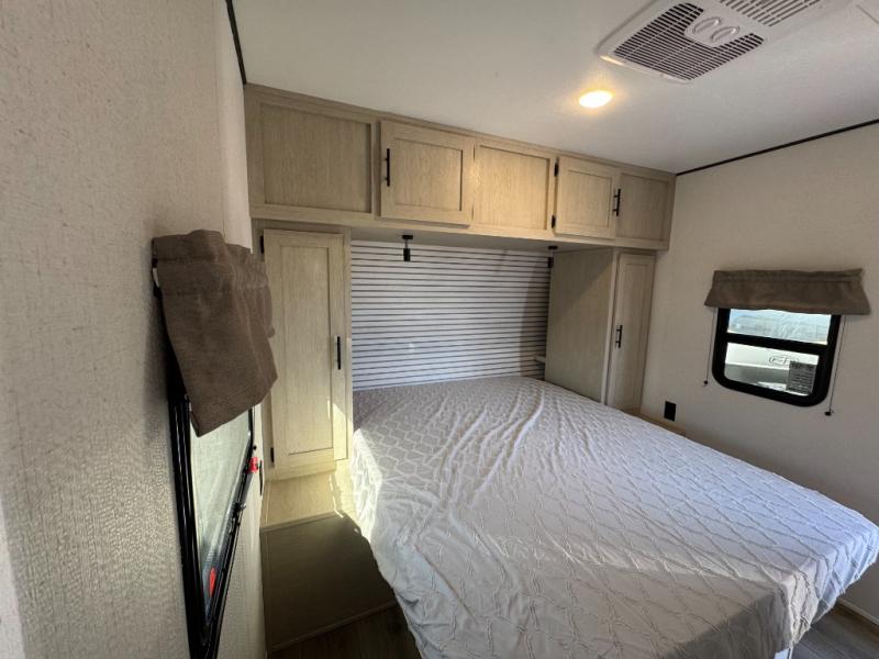 2026 Shasta RVs i-5 Edition 530BQB photo 22