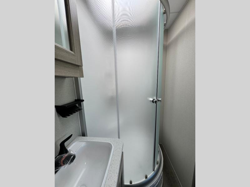 2026 Coachmen RV Catalina Legacy Edition 343BHTS 2 Queen Beds photo 27