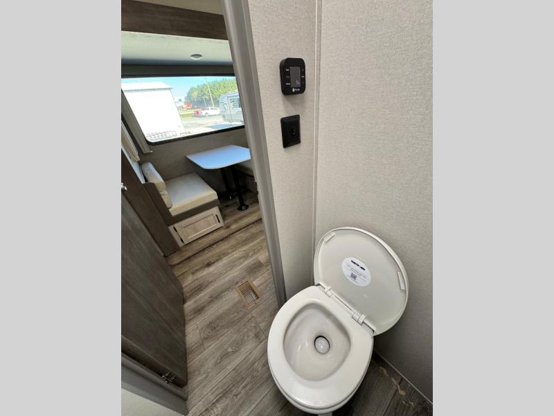 2026 Coachmen RV Catalina Legacy Edition 343BHTS 2 Queen Beds photo 26
