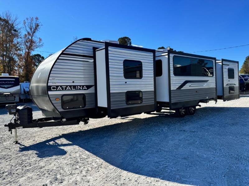 2026 Coachmen RV Catalina Legacy Edition 343BHTS 2 Queen Beds photo 3