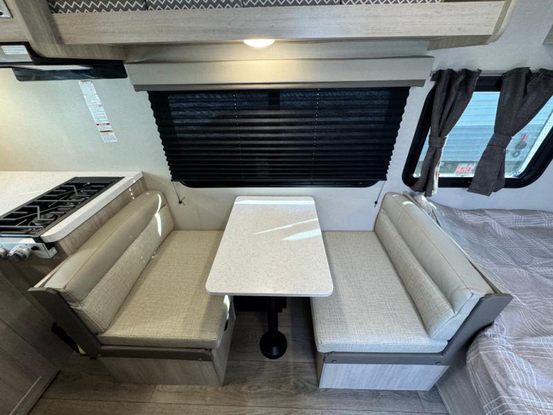 2026 Coachmen RV Catalina Summit Series 7 134RKX photo 15