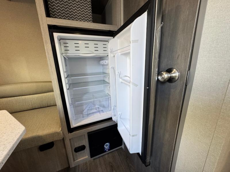2026 Coachmen RV Catalina Summit Series 7 134RDX photo 13