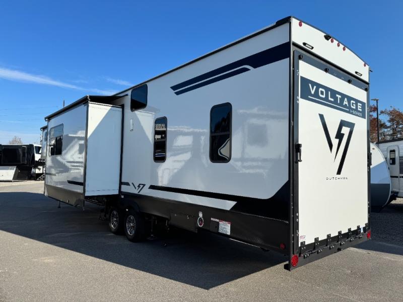 2026 Dutchmen RV Voltage V-Series 3800 Toy Hauler photo 12