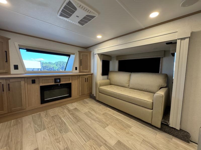 2026 Forest River RV Sierra 3990FL photo 8