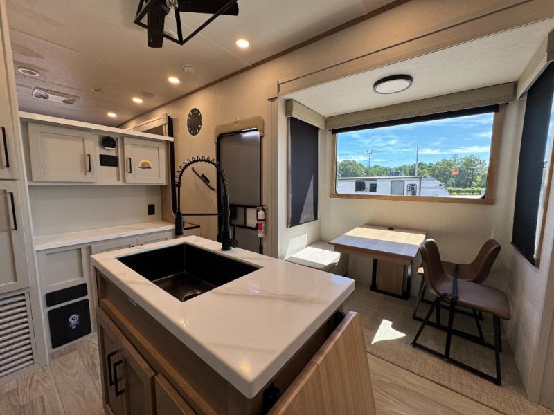 2026 Forest River RV Sierra 3990FL photo 14