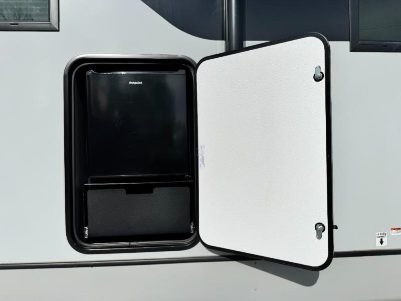 2025 Forest River RV Vibe 2500DB photo 7