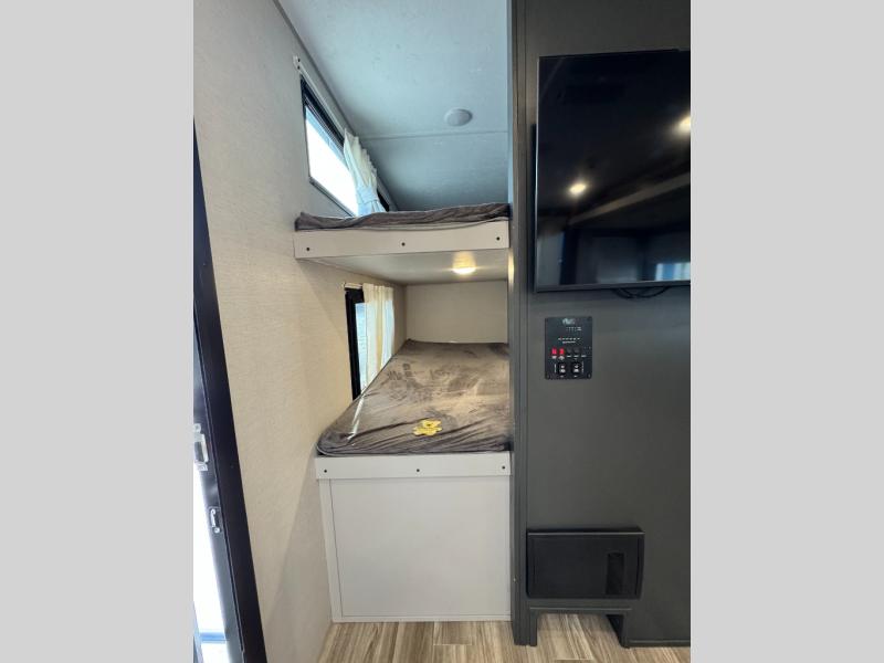 2025 Forest River RV Vibe 2500DB photo 26