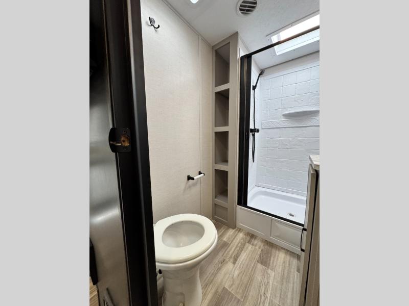 2025 Forest River RV Vibe 2500DB photo 30