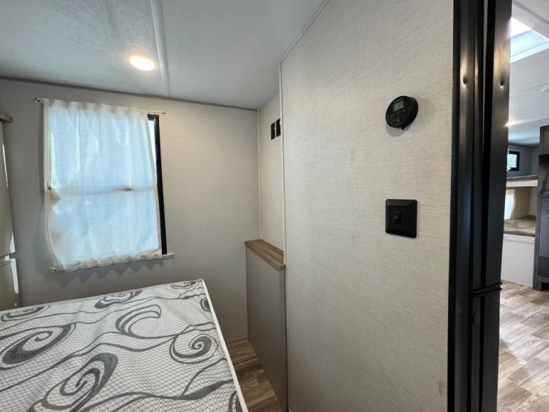 2025 Forest River RV Vibe 2500DB photo 21