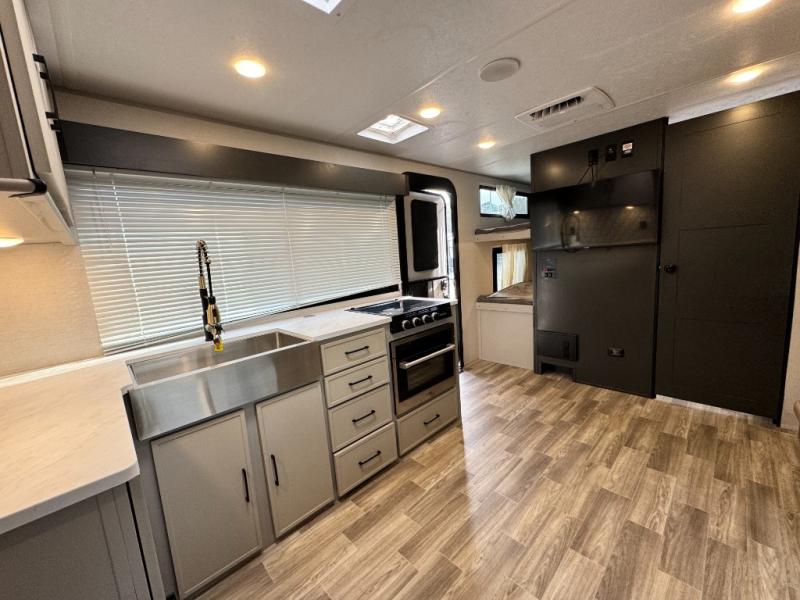 2025 Forest River RV Vibe 2500DB photo 13