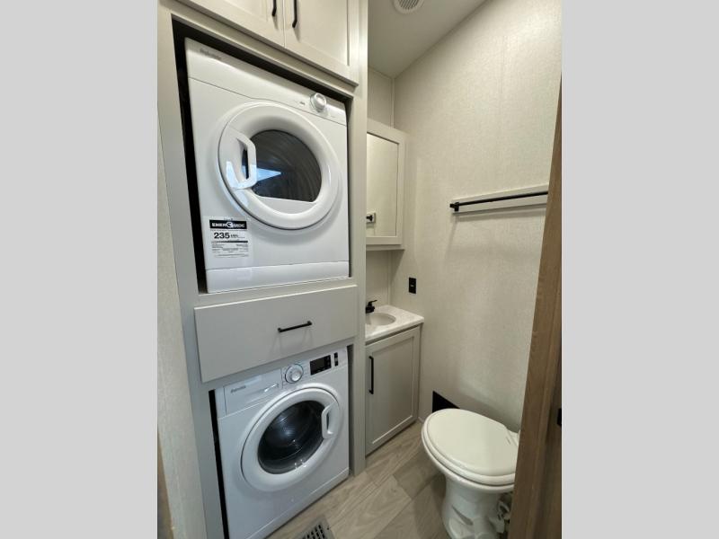 2025 Forest River RV Sierra 3900HBLR photo 28