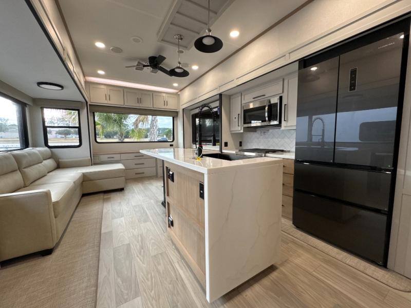 2025 Forest River RV Sierra 3900HBLR photo 17