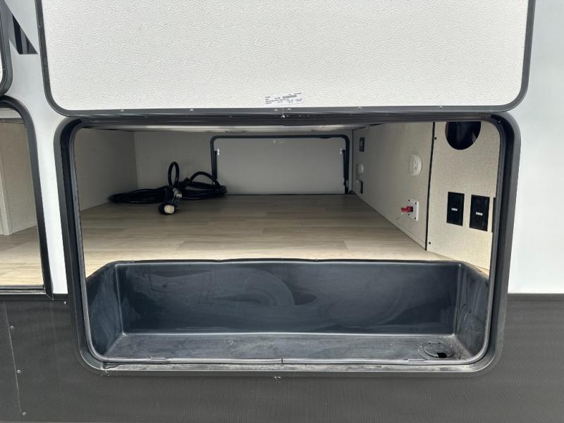 2025 Forest River RV Sierra 3900HBLR photo 9