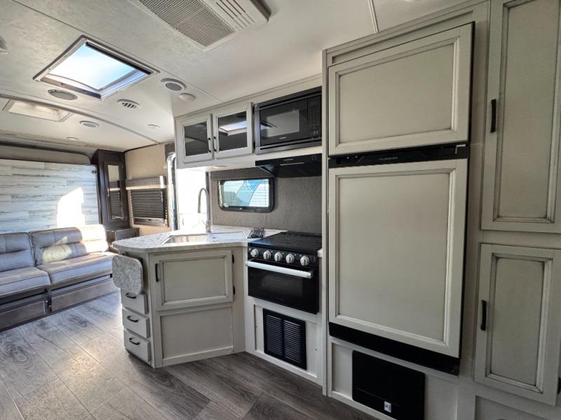 2021 Jayco White Hawk 24MBH photo 13