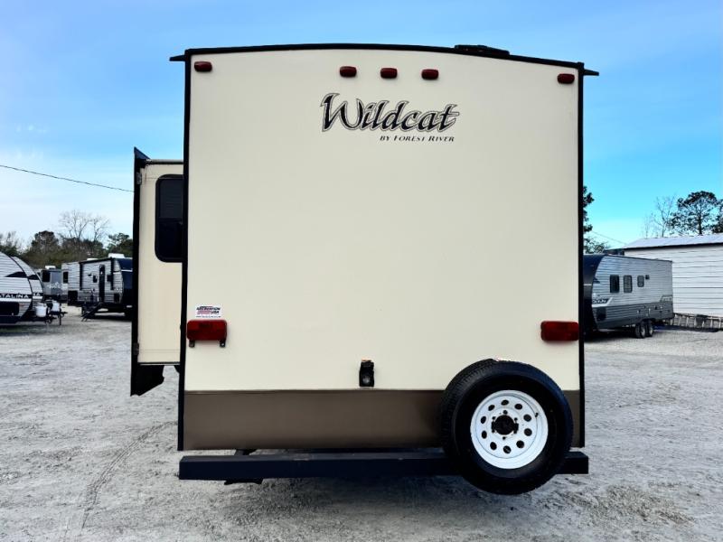 2017 Forest River RV Wildcat 251RBQ photo 5