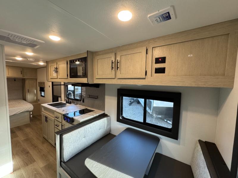 2026 Shasta RVs i-5 Edition 521CK photo 10