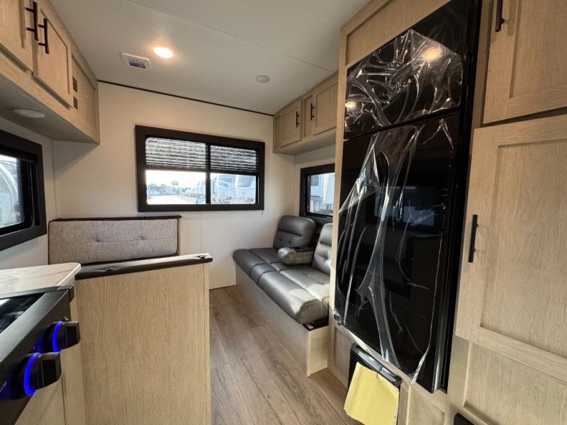 2026 Shasta RVs i-5 Edition 521CK photo 6